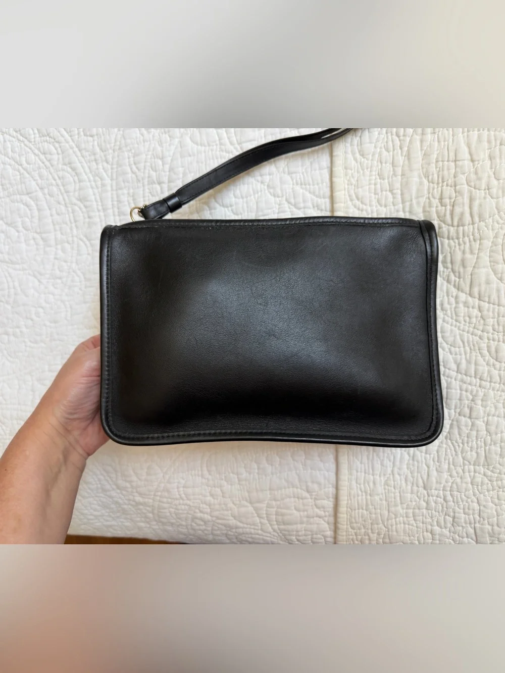 Vintage Coach 9972 Zip Top Clutch 2000